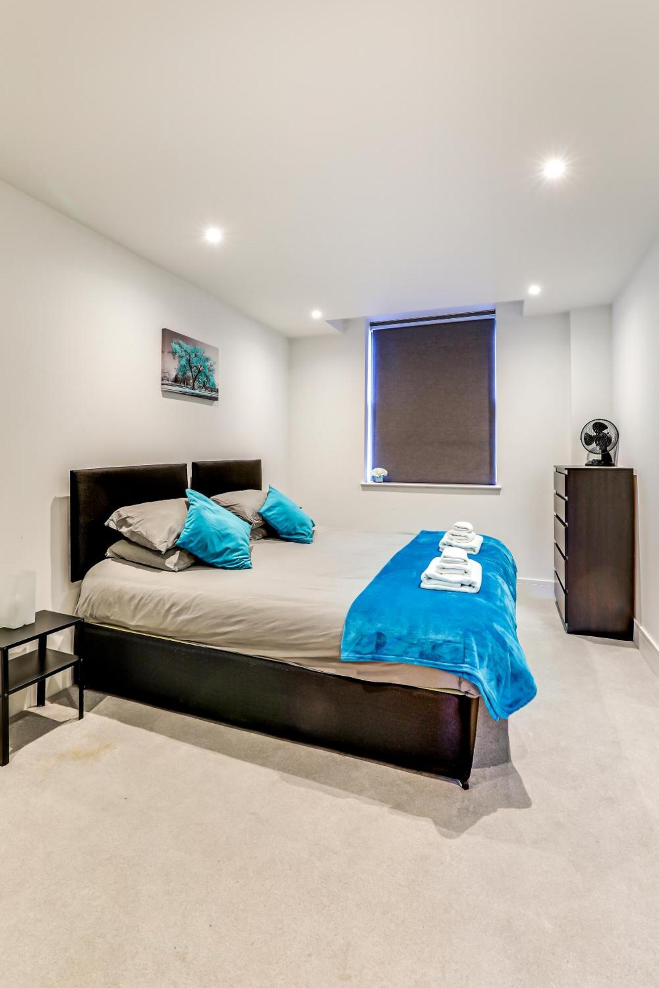 Exceptionally Spacious Central Canterbury Home Exterior photo